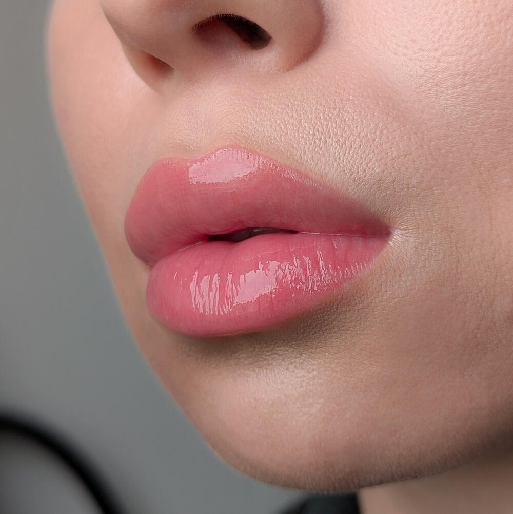 Lipper блиск для губ Butter Croissant 