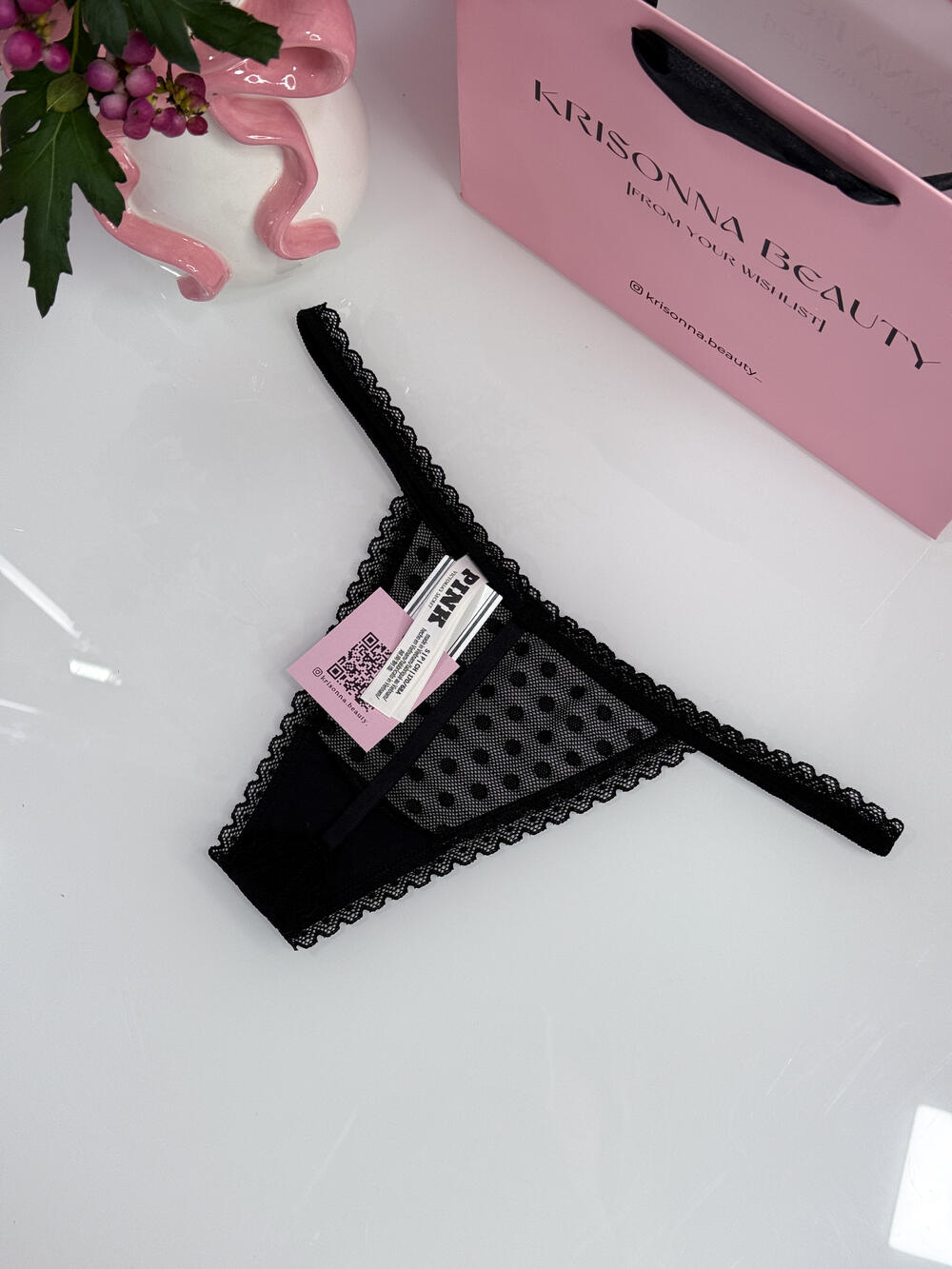 Трусики Wink V-String розмір s Pure Black 