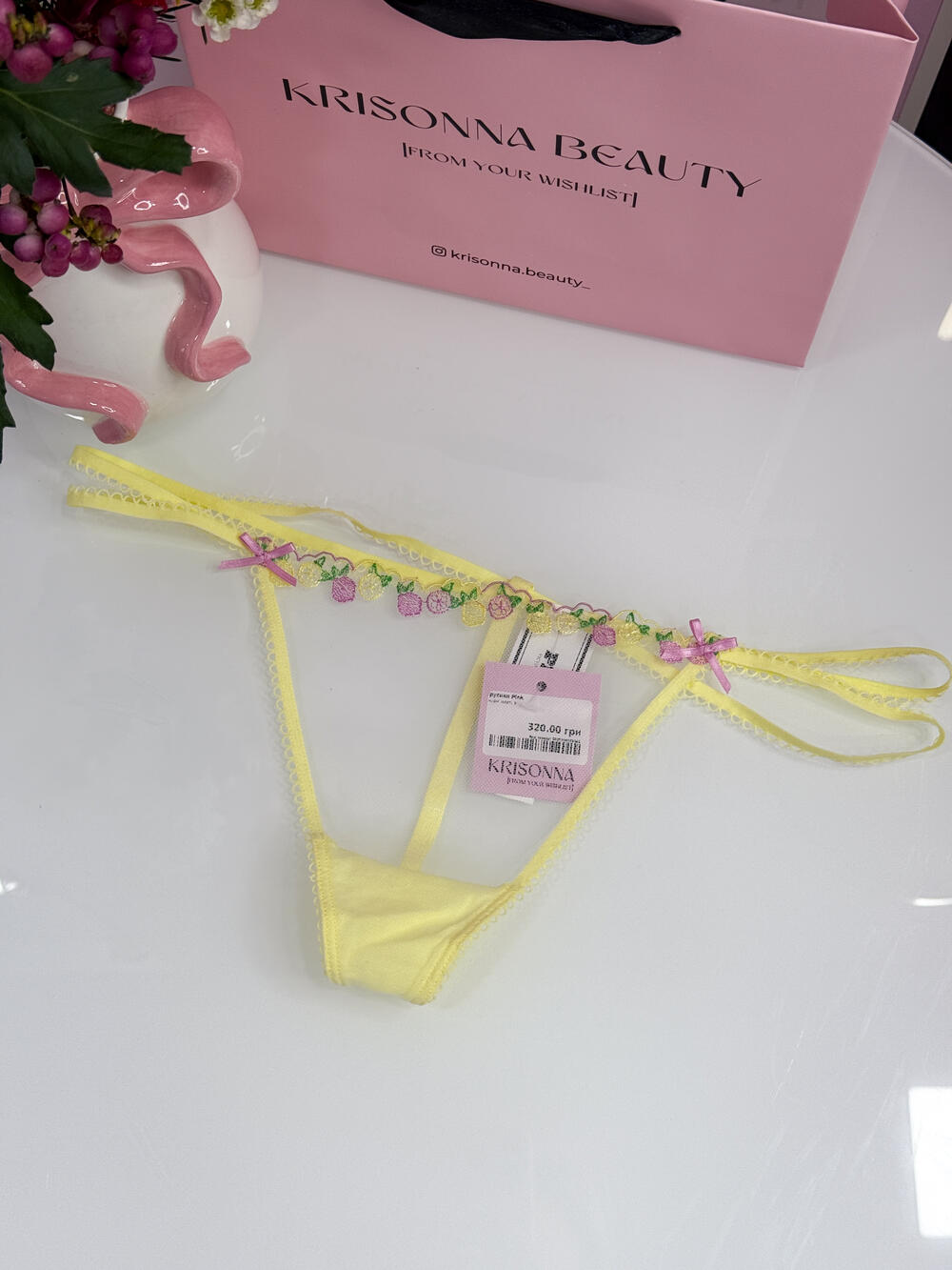 Трусики Wink Strappy V-string розмір S Vs white 