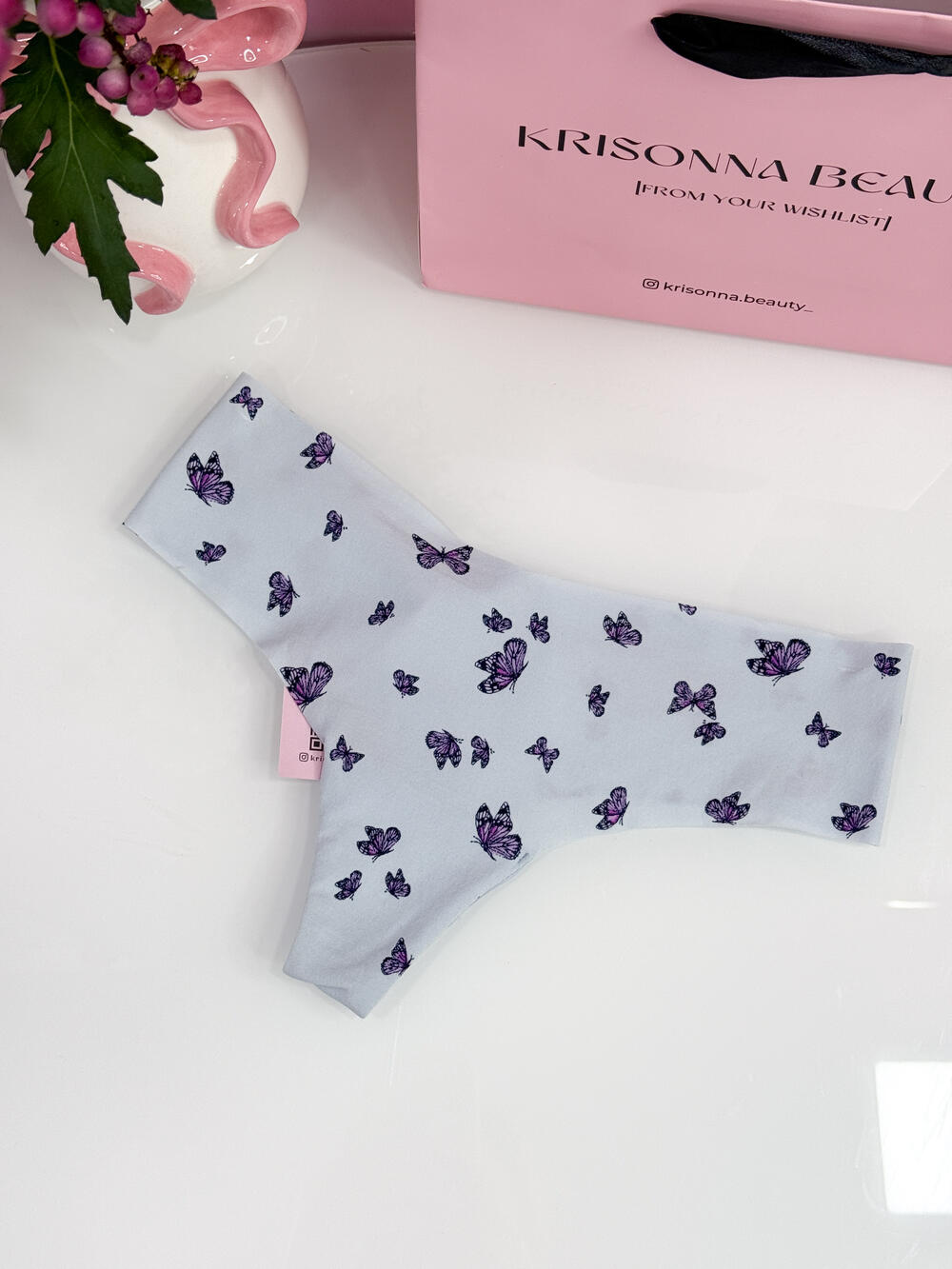 No-Show Thong Panty розмір S блакитні з метеликами 