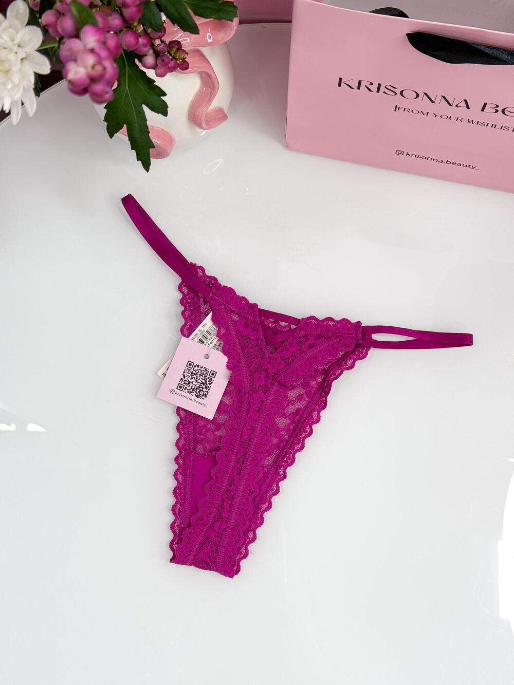 Lace String Thong Panty розмір S фуксія 