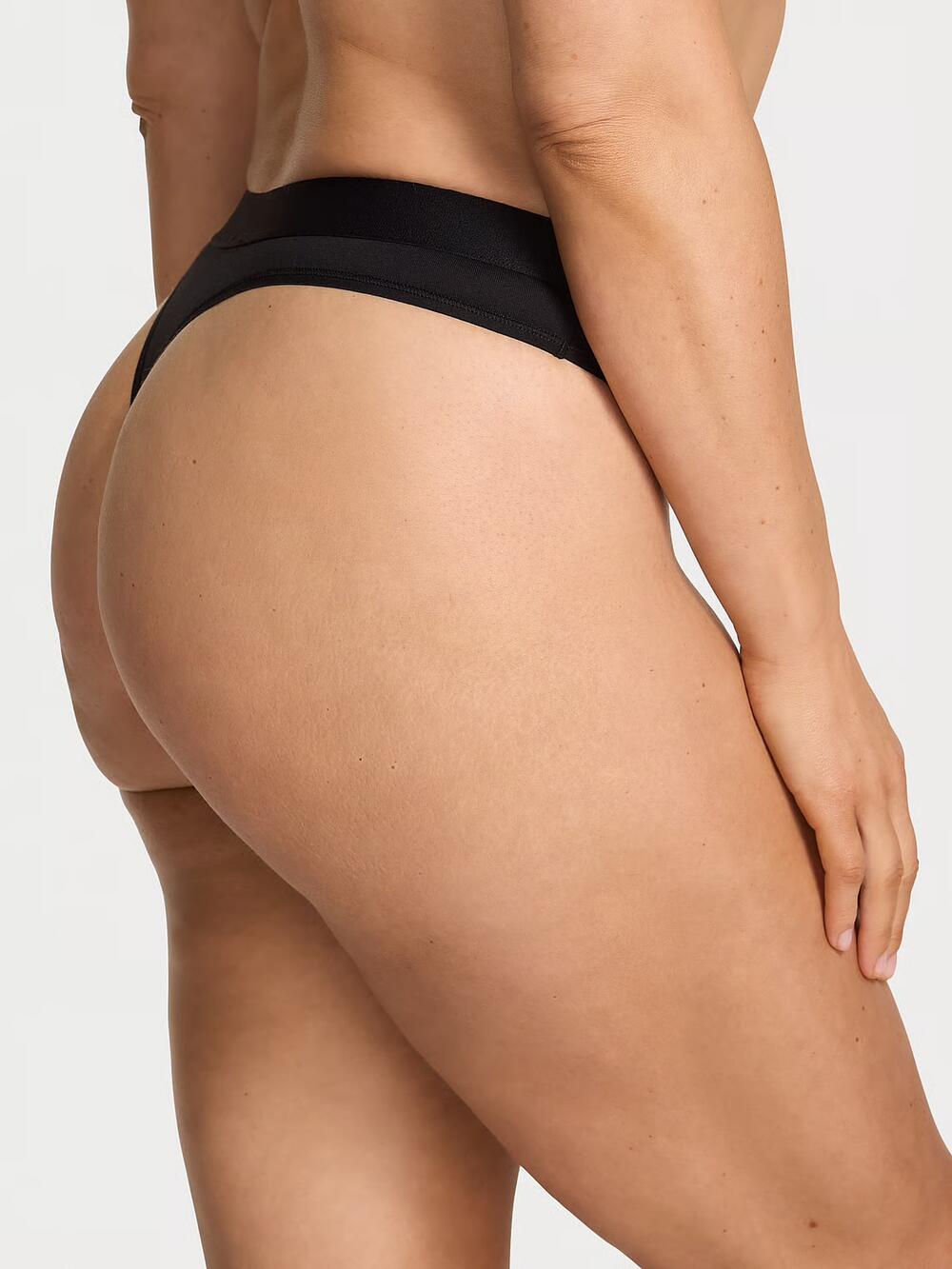 Logo Cotton Shine Patch Thong Panty розмір М Black (54A2) 