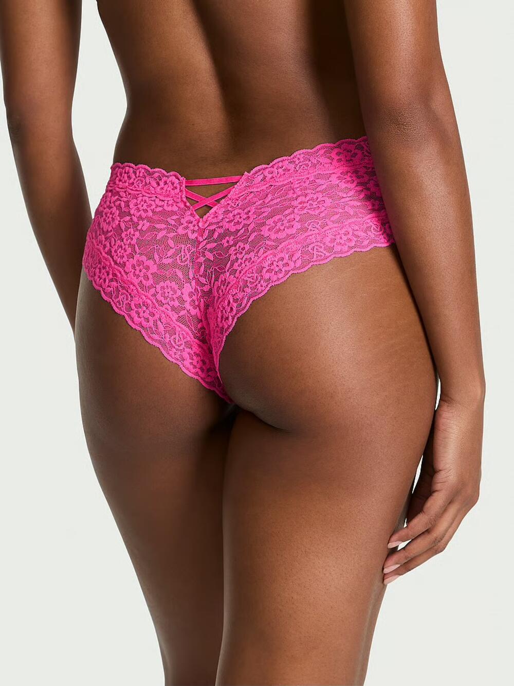 Lace Strappy-Back Cheeky Panty розмір М Ultra Pink (00T2) 