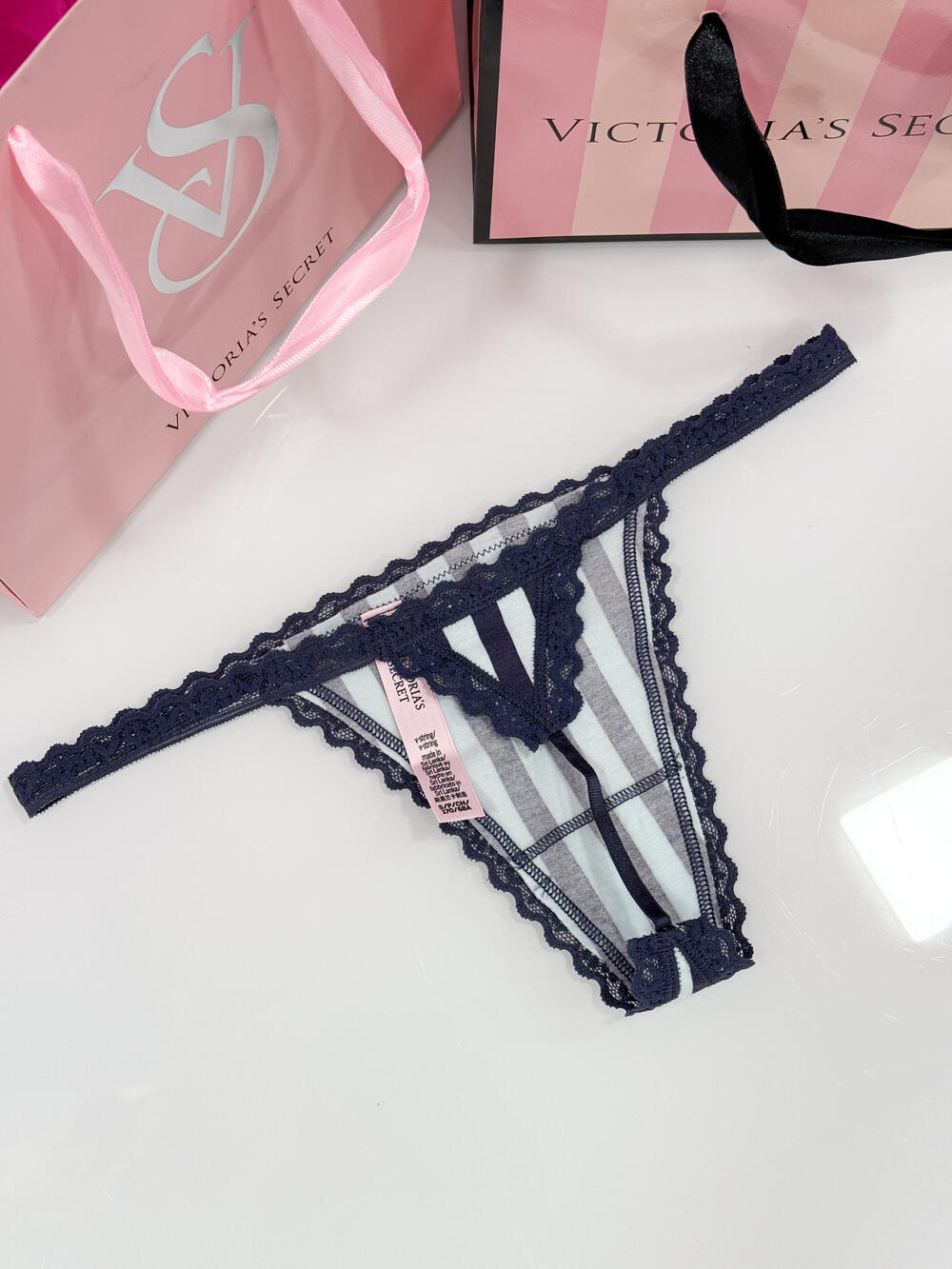 Cotton Lace-Trim V-String Panty розмір S сині у смужку 